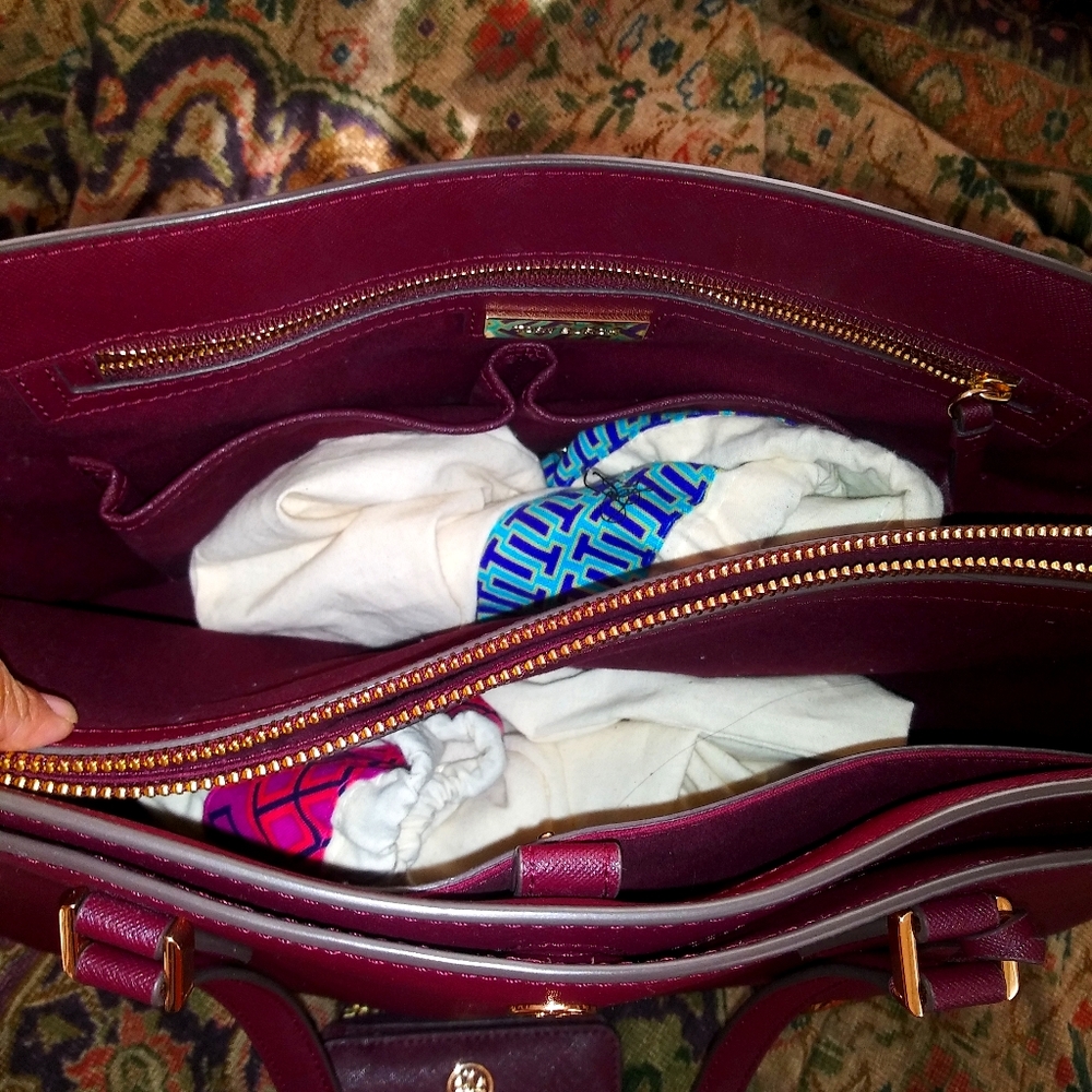 Tory Burch large Robinson and Matching wallet